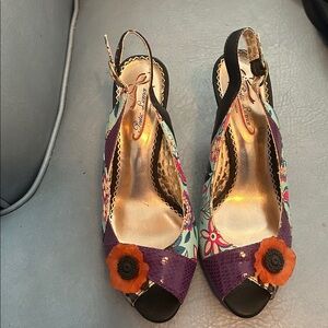 “SEND MOST REASONABLE OFFER” “POETIC LICENSE” Multicolor Women's Slingback Heels
